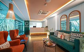 Olive Hotel Mg Road Dunsvirk Inn By Embassy Group